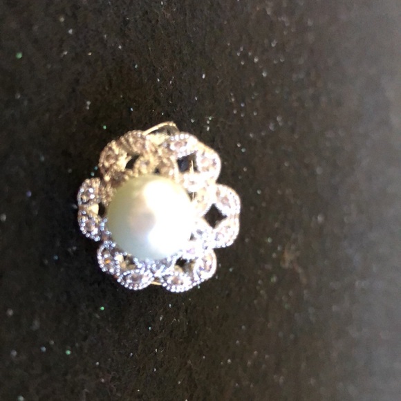 Ring - Picture 5 of 5